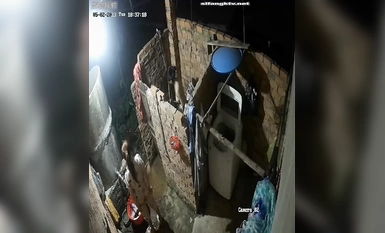 ภาพหลุดห้องส่วนตัวล่าสุดปี 2566 แฮกเกอร์เจาะกล้องแอบถ่ายชุดอาบน้ำในห้องน้ำหอพักของครอบครัวหลายต่อหลายครั้ง (18)