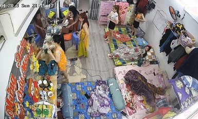 การรั่วไหลล่าสุดจากห้องส่วนตัวในปี 2566 แฮกเกอร์แตกกล้องและแอบถ่ายเสื้อผ้าเปลี่ยนและอาบน้ำในห้องน้ำของหอพักครอบครัวหลายครั้ง (2)