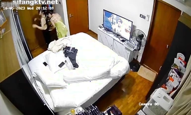 Pinakabagong pagtagas mula sa mga pribadong silid noong 2023. Sinira ng mga hacker ang camera at palihim na kinunan ng video ang pagpapalit ng damit at pagligo sa banyo ng dormitoryo ng pamilya sa maraming pagkakataon (38)