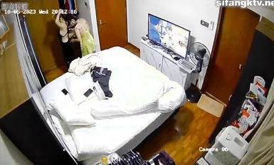 Pinakabagong pagtagas mula sa mga pribadong silid noong 2023. Sinira ng mga hacker ang camera at palihim na kinunan ng video ang pagpapalit ng damit at pagligo sa banyo ng dormitoryo ng pamilya sa maraming pagkakataon (38)