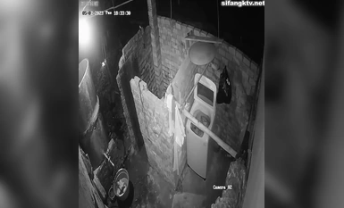 私房最新流出2023 黑客破解攝像頭偷拍 多場合家庭宿舍廁所更衣洗澡 (22)