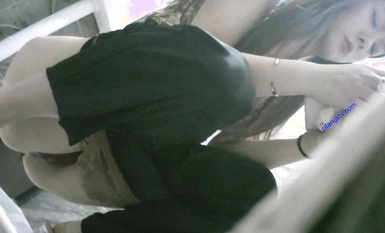 Writer's office female toilet 3 times in a row to capture the same beauty to pee her B is really beautiful (2)