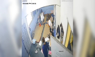 ภาพหลุดห้องส่วนตัวล่าสุดปี 2566 แฮกเกอร์เจาะกล้องแอบถ่ายชุดอาบน้ำในห้องน้ำหอพักของครอบครัวหลายต่อหลายครั้ง (11)