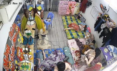 การรั่วไหลล่าสุดจากห้องส่วนตัวเมื่อปี 2566 แฮกเกอร์เจาะกล้องแอบถ่ายเสื้อผ้าเปลี่ยนและอาบน้ำในห้องน้ำหอพักของครอบครัวหลายต่อหลายครั้ง (3)