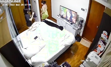 Kebocoran terbaru dari bilik persendirian pada tahun 2023. Penggodam memecahkan kamera dan merakam secara rahsia menukar pakaian dan mandi di bilik mandi asrama keluarga berkali-kali (37)