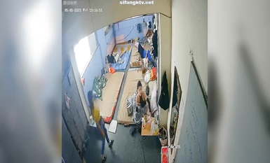 การรั่วไหลล่าสุดจากห้องส่วนตัวเมื่อปี 2566 แฮกเกอร์เจาะกล้องแอบถ่ายเสื้อผ้าเปลี่ยนและอาบน้ำในห้องน้ำหอพักของครอบครัวหลายต่อหลายครั้ง (32)