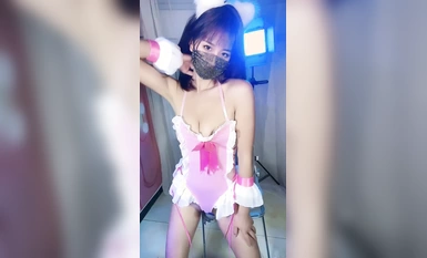 A very contrasting collection of youthful and invincible Douyin-style Internet celebrities with high-priced customized nude dances, cross-dressing, crape myrtle, etc. ~ beauties are like clouds ~ some boldly show their faces (225)