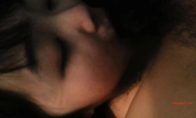 顔は王様！美大出身のピュアで大きな瞳のキュートな女の子の黒歴史が暴かれる (1)