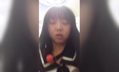 顔は王様！美大出身のピュアなデカ目美少女の黒歴史が暴かれる(4)