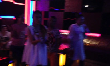 《換妻俱樂部泄密流出》綠帽老公帶著老婆和其他男人玩3P,4P 完美露臉 (3)