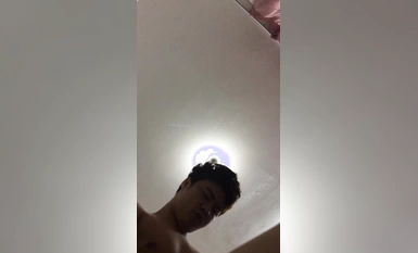 《換妻俱樂部泄密流出》綠帽老公帶著老婆和其他男人玩3P,4P 完美露臉 (1)