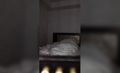 《換妻俱樂部泄密流出》綠帽老公帶著老婆和其他男人玩3P,4P 完美露臉 (12)