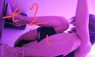 千里眼精品廁拍-國內廁拍大神潛入 某培訓機構女廁偷拍各式各樣的高顏值美女