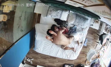 Mula sa isang dalisay na pananaw ng Diyos, tamasahin ang buong proseso ng isang madamdaming lalaki at babae na nagtatalik sa isang silid~ Masigasig na paghalikan at paglalandian mula sa mababaw hanggang sa malalim~ Ang pinakatampok ay ang mga halinghing n