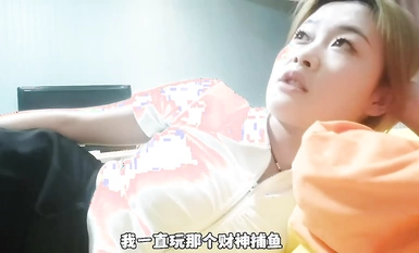 5-10 New Movie Express Skinny Scout Hotel Dating 19 year old girl to satisfy the physical needs of being fucked crazy call dad, harassment constantly