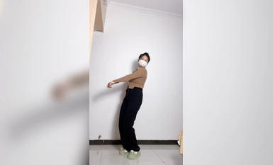 Youthful, fair, round, extremely fine natural boobs, bee waist, fat buttocks, net red, small steel gun [WANLISTEN] high-priced private shoots ~ nude dance in disguise Ziwei (8)