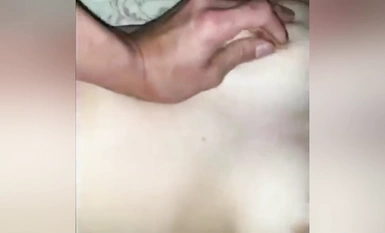 [Pasangan Taiwan Rahsia Bocor] Gadis sekolah dengan faraj yang cantik telah disetubuhi sehingga dia menangis dan memohon belas kasihan (3)