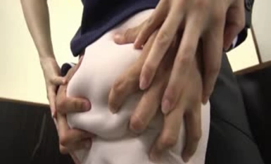 FSET-668 我看上了同事的大屁股紧身裙