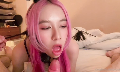 露臉才是王道！萬狼求檔OnlyFans可鹽可甜性癮女友yuuk私拍 (4)