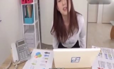 辦公室與男友偷偷做愛[中文字幕]