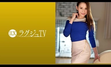 259LUXU-1088 Luxury TV 1073 หมอสาวสวยแก้มแดงด้วยไวน์ชั้นดีและซื่อสัตย์ต่อความปรารถนาของเธอ เมื่อเธอเมาด้วยความยินดีที่เธอเกือบลืมไปแล้ว เธอก็แสดงสีหน้าน่าหลงใหล สั่นสะโพก และกลืนโต้งเข้าไป!