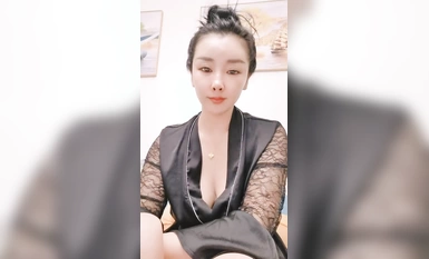 我擦， 好大，好圓，好白，【御品大密】，美女露臉，這胸純天然，極品水蜜桃，陰毛濃密騷逼水汪汪 (4)