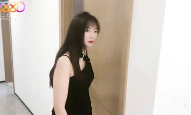 (Starry Sky Unlimited Media) (xk-45) (20230613) Cô em gái bị người lạ dỗ dành trong căn hộ chung-Mengshan