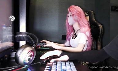 美少女@天花板蘿莉女友@網紅女神 ▌粉色情人 ▌之游戲陪玩的盡頭都是肉體 (2)