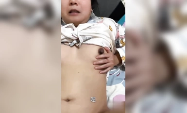 母子亂倫刺激視頻，調教、對白、中出、讓你擼兩次