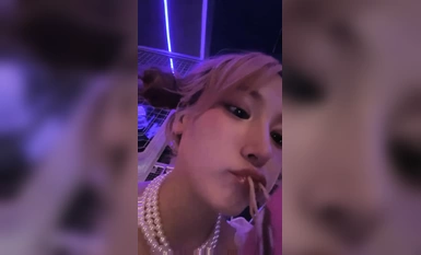 和幾個舔狗線下見面，火鍋店內開干，【喬寶快噴啊】，廁所大炮，酒吧和戶外自慰噴水，真是膽大包天 (8)