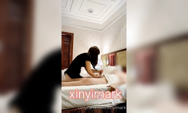 보물섬에 있는 '믿음의 자오 유팅' 스파의 자매입니다.