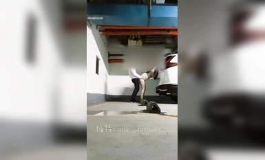 《淫盪夫妻㊙️重磅泄密》萬狼求购推特Onlyfans網紅淫妻Luna解鎖私拍~公共場合露出、SM、紫薇、母狗 (6)