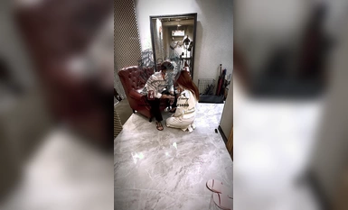 性的虐待の条件付け ❤️ 極めて稀] 人気の条件付けの神『滄桑S』付費群最新原創完整版《調教》多奴鞭打双奴滴蠟超牛稀缺 (3)