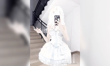 Cuộc sống đời thường của sếp @TL và cô bạn gái lolita hồng hào dịu dàng hậu thập niên 00 (4)