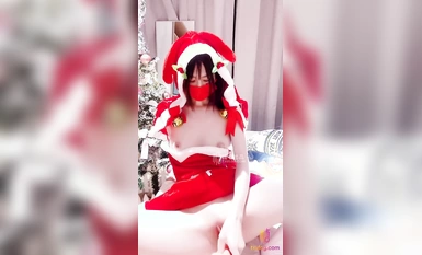 ครูอันอัน - บริการเต็มรูปแบบของสาวคริสต์มาส