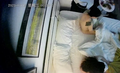 2023-7-12 Ang mga nag-leak na candid shot ng hotel❤Ang pinakamahusay na big-breasted lesbian na si Lily ay maraming trick na paglaruan