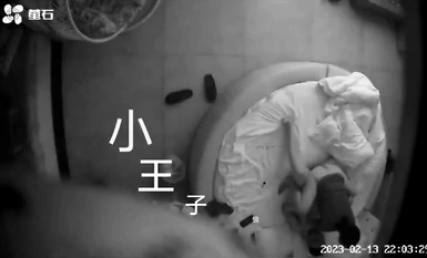 新台首發【螢石雲】大學生附近粉色圓床房酒店的情侶們 (12)