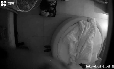 NTT初出荷【蛍石クラウド】カップルでピンクの丸ベッドルーム 大学生に近いホテル (3)