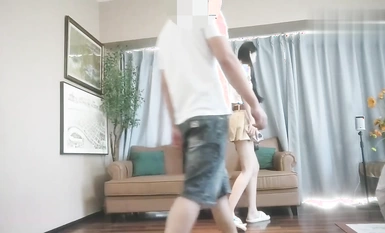 探花大神老王❤️1600元約了一個19歲170CM極品身材學生妹，身材苗條，各種配合姿勢，下面水好多