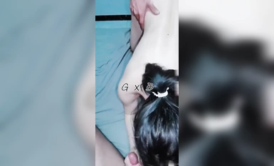 《極品反差淫妻泄密》真實騷妻居家轟趴無套內射刷鍋第一人！推特頂級綠帽奴GXB私拍調教啪啪3P美臀粉屄真不錯完結 (19)