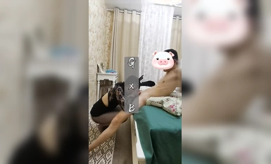 《極品反差淫妻泄密》真實騷妻居家轟趴無套內射刷鍋第一人！推特頂級綠帽奴GXB私拍調教啪啪3P美臀粉屄真不錯完結 (26)