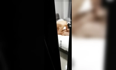 流出妻「リアルハラスメント妻宅爆パーティーノーコンドーム内射筆壺一人称」の最高コント！Twitter トップ 寝取られ奴隷 GXB プライベート撮影 調教ビンタ 3P 美尻ピンクまんこ 本当に良かったエンド2 (43)