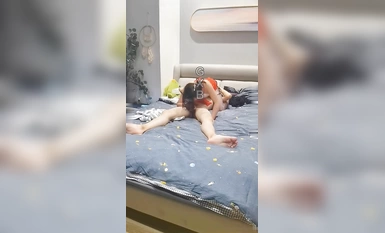 "Perbezaan Tertinggi Rahsia Hotwife" Hotwife sebenar adalah orang pertama yang melakukan hubungan seks di rumah tanpa kondom dan krim! Budak suami isteri yang terkenal GXB secara peribadi menembak, melatih dan melakukan hubungan seks dalam 3P de