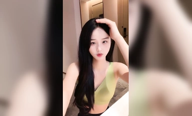 某校園校花下海【蘿莉盟主】，全裸自摸扒穴高潮，暑假兼職賺生活費，小仙女逼逼美 (6)