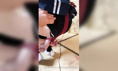 《新流勁爆資源》萬人求檔OnlyFans網紅男女通吃SM調教御姐maya女王訂閱完結篇~繩縛虐乳拘束強制高潮鞭打 (40)