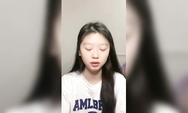 新人！清純女神！剛下海就被狂操~【西西棒棒】，一眼看著就很舒服的小美女，少女胴體真每秒 (2)