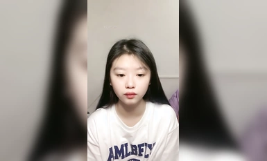 新人！清純女神！剛下海就被狂操~【西西棒棒】，一眼看著就很舒服的小美女，少女胴體真每秒 (2)