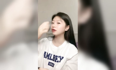 新人！清純女神！剛下海就被狂操~【西西棒棒】，一眼看著就很舒服的小美女，少女胴體真每秒 (2)