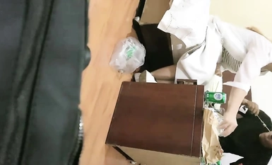 หนังใหม่ Express Mavericks Tanhua 8-6❤️เจอชาวเน็ตที่บาร์หลอกให้ไปโรงแรมกินของทอดเสียบไม้แล้วโยนตัวลงบนเตียงมีเซ็กส์