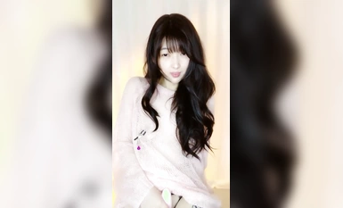 Cô ấy trông giống Qin Niu Zhengwei, một mỹ nhân đại học, [Fuwei Xiaotiantian], một con chó cái ngoan ngoãn, ngậm quần lót trong miệng và làm ầm ĩ (6)